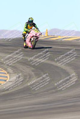 media/Jan-10-2025-CVMA Friday Practice (Fri) [[489e0da257]]/Group 4 and Trackday/Session 3 (Turns 9 and 10)/